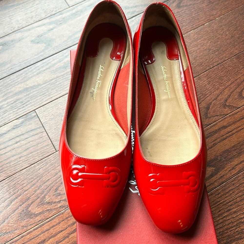 Salvatore Ferragamo Red Flats, Lipstick Nalakcalf
